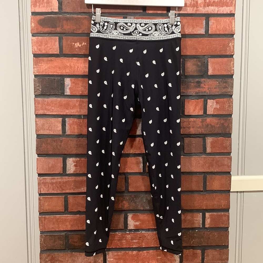 Adam Selman Sport Bandana Printed Hi Rise Legging - Picture 5 of 11